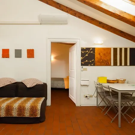 Апартаменты Mansarda 23